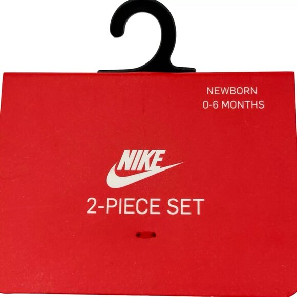 Nike Baby Boy's/Girl's Hat and Booties 2-Piece Set Size 0-6 Months Red/White - Picture 7 of 11